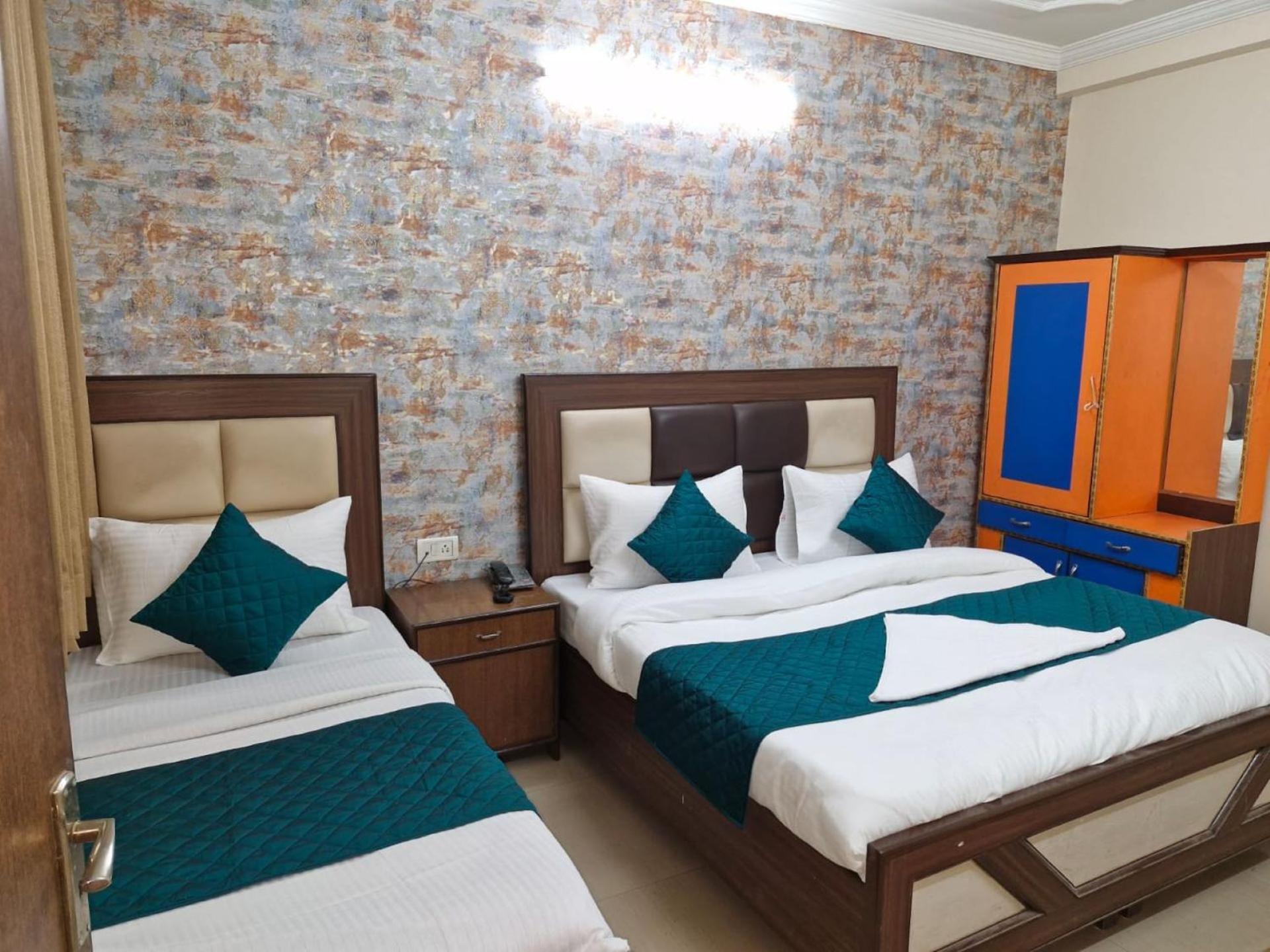 Airport Hotel Mayank Residency New Delhi Buitenkant foto