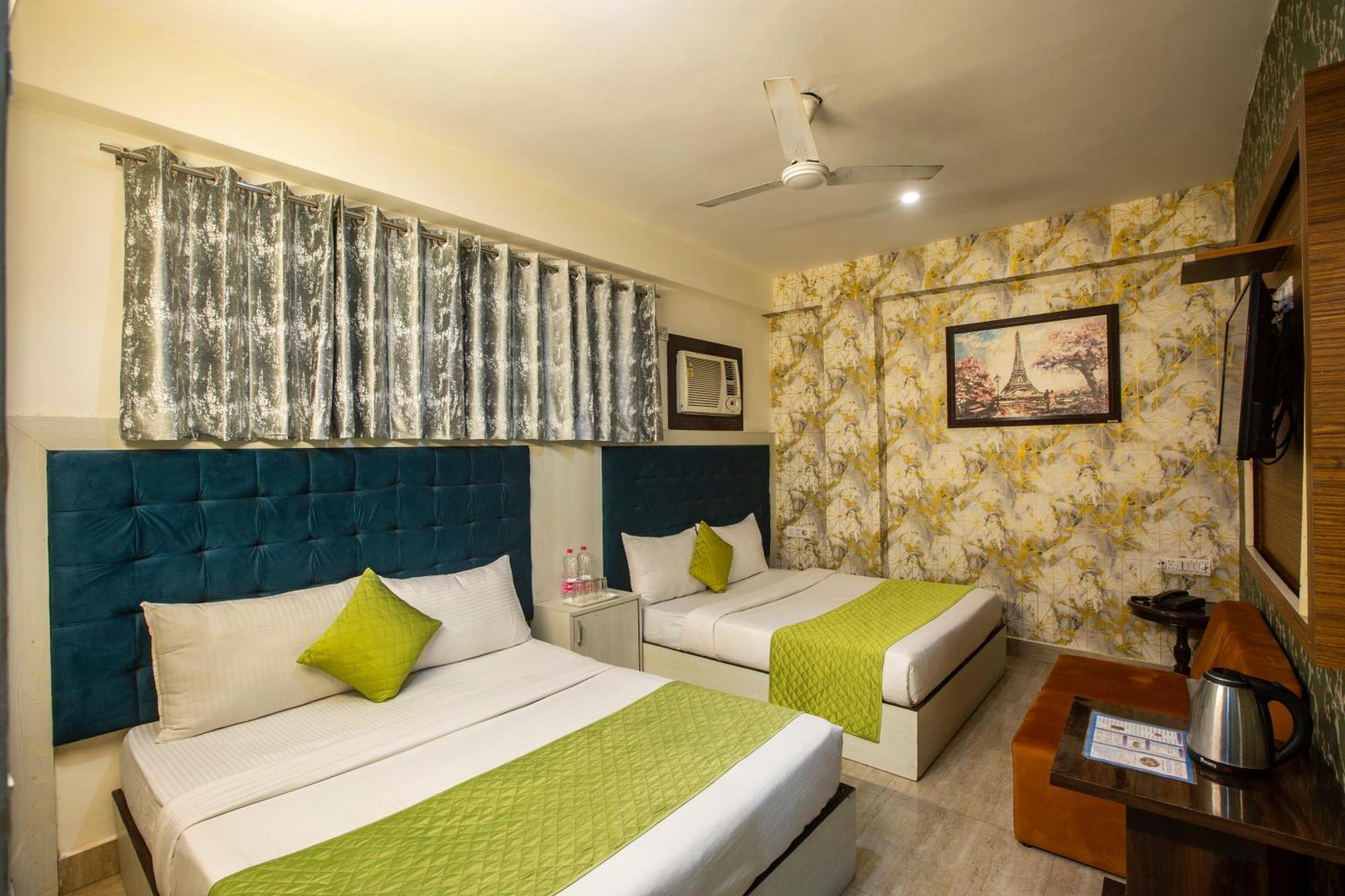 Airport Hotel Mayank Residency New Delhi Buitenkant foto