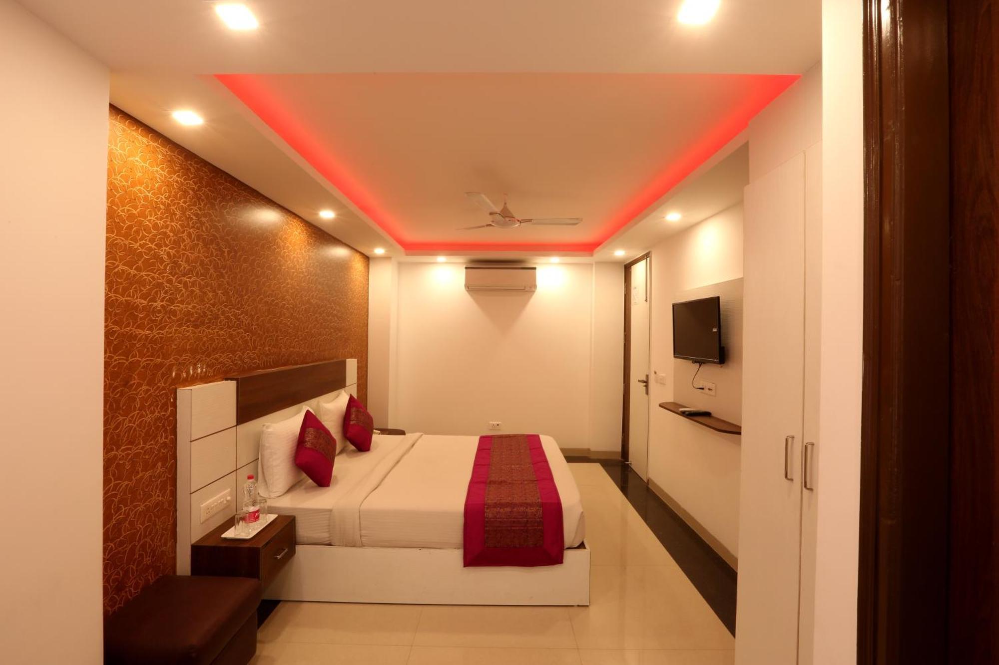 Airport Hotel Mayank Residency New Delhi Buitenkant foto
