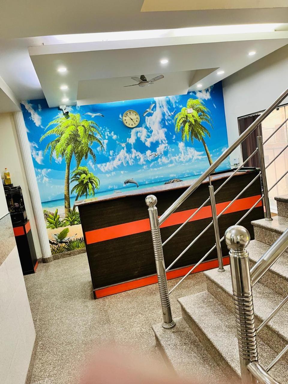 Airport Hotel Mayank Residency New Delhi Buitenkant foto